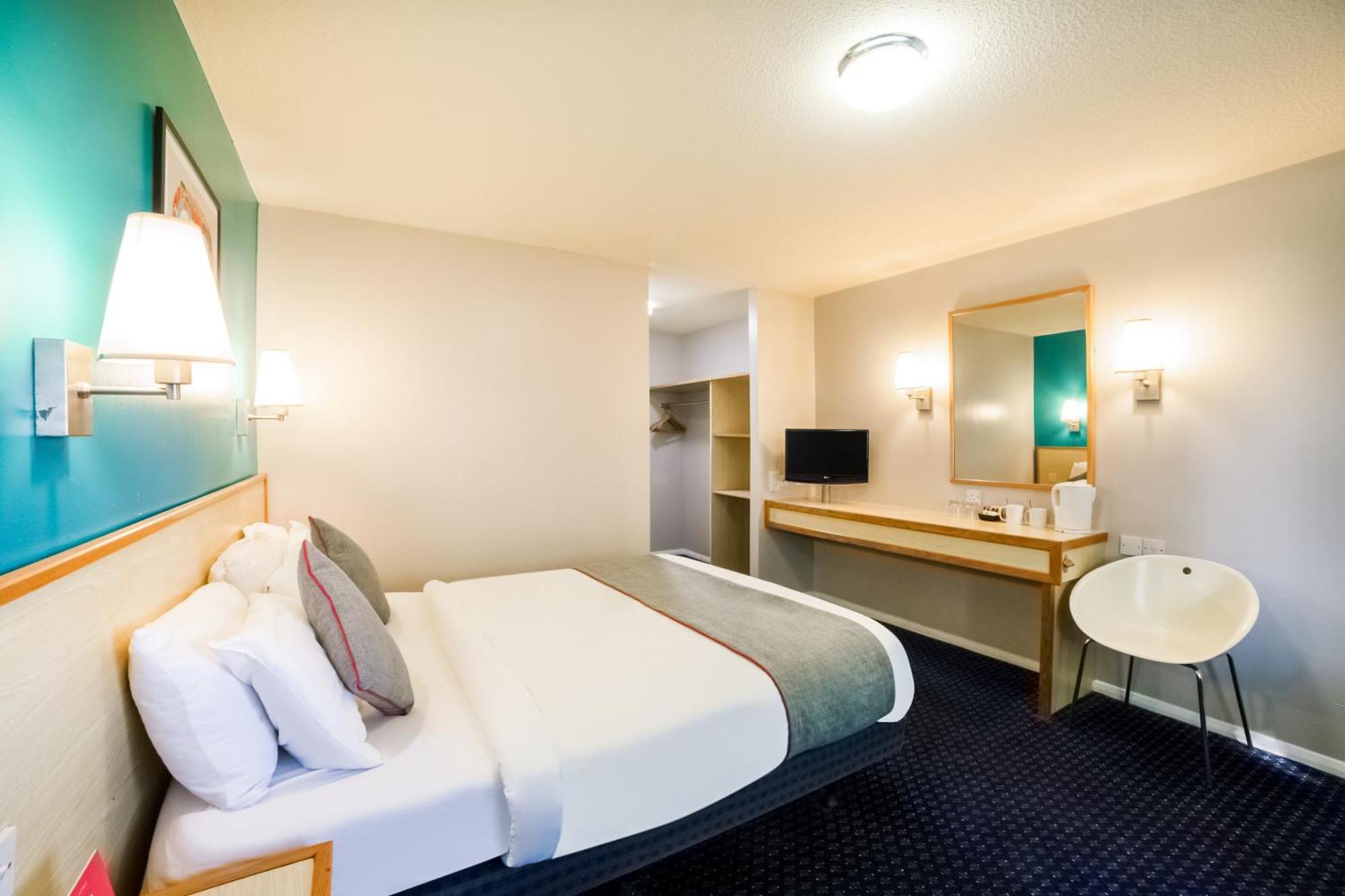 Oyo Sunrise Hotel, A46 N Leicester Трассингтон Экстерьер фото