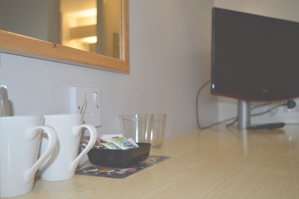 Oyo Sunrise Hotel, A46 N Leicester Трассингтон Экстерьер фото